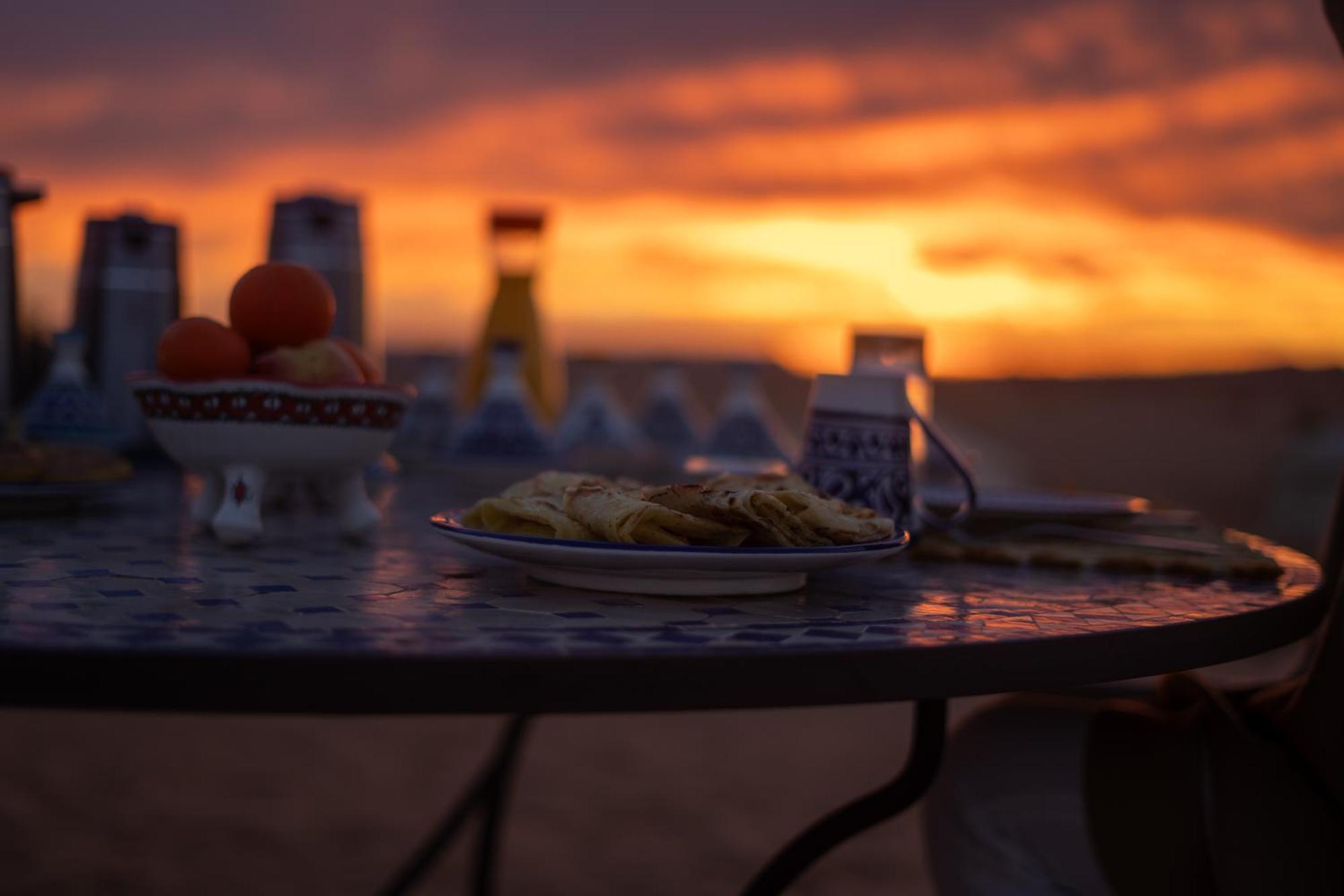 Royal Luxury Camp Hotel Merzouga Ngoại thất bức ảnh