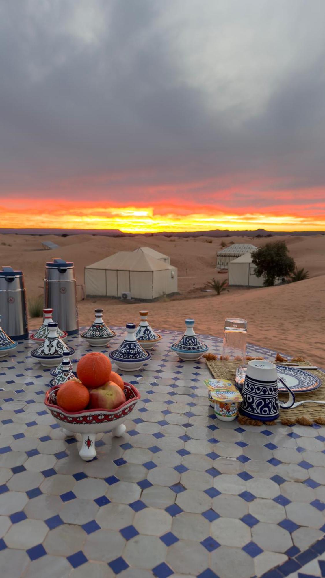 Royal Luxury Camp Hotel Merzouga Ngoại thất bức ảnh